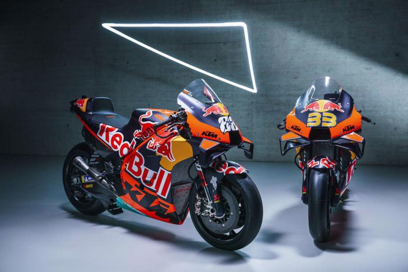 MotoGP 2022: KTM tiết lộ xe đua mới cho m&#249;a giải 2022 - Ảnh 4
