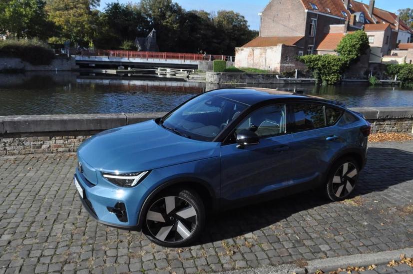 Volvo C40 sắp ra mắt tại Thái Lan ngày 25 tháng 2 sắp tới - Ảnh 1