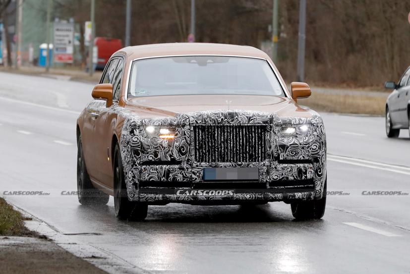 Rolls-Royce Phantom Facelift 2023 hé lộ thêm những cập nhật mới - Ảnh 1