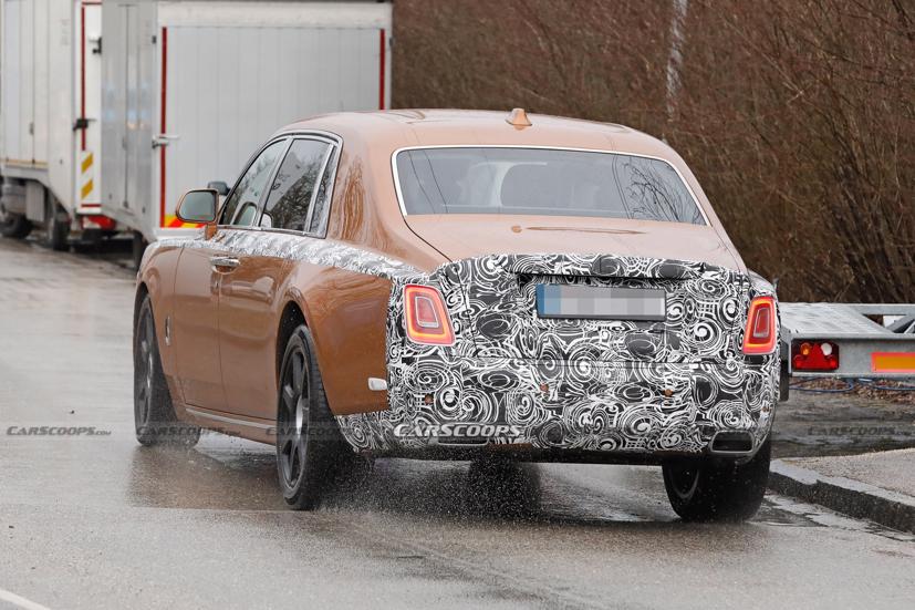 Rolls-Royce Phantom Facelift 2023 hé lộ thêm những cập nhật mới - Ảnh 4