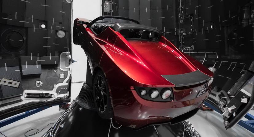 Tesla Roadster của Elon Musk đang ở đ&#226;u trong kh&#244;ng gian? - Ảnh 1