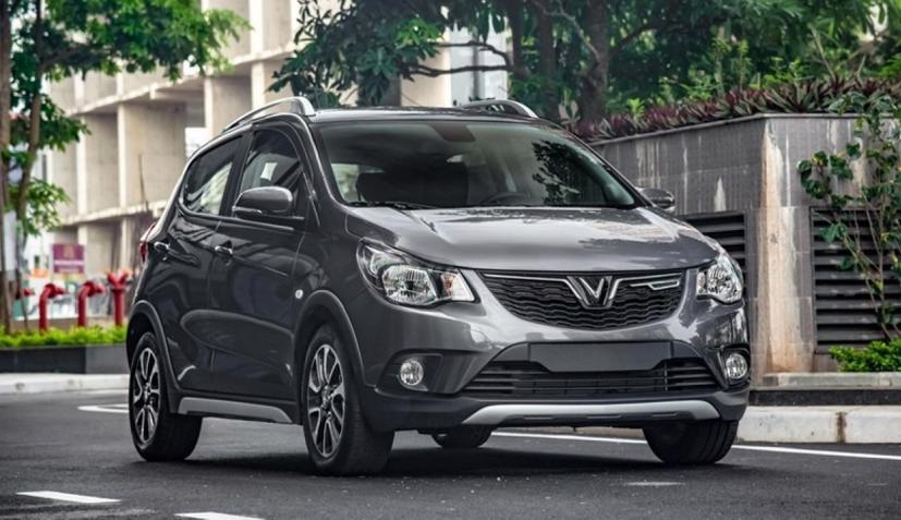VinFast Fadil tiếp tục vượt qua Hyundai Grand i10, dẫn đầu ph&#226;n kh&#250;c xe đ&#244; thị hạng A - Ảnh 1
