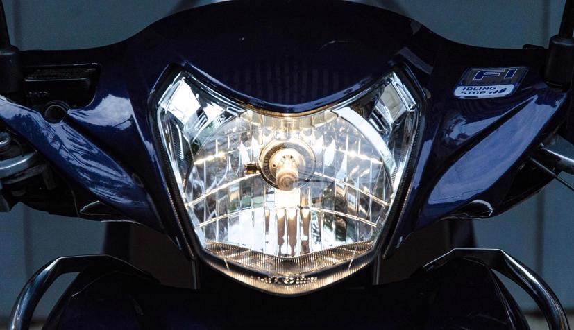 Tại sao đèn xe máy sáng yếu và nguyên nhân - Ảnh 1