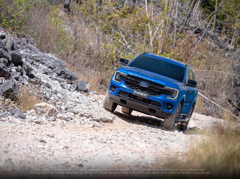 Ford Everest mới ch&#237;nh thức ra mắt to&#224;n cầu, chưa lộ ng&#224;y về Việt Nam - Ảnh 3