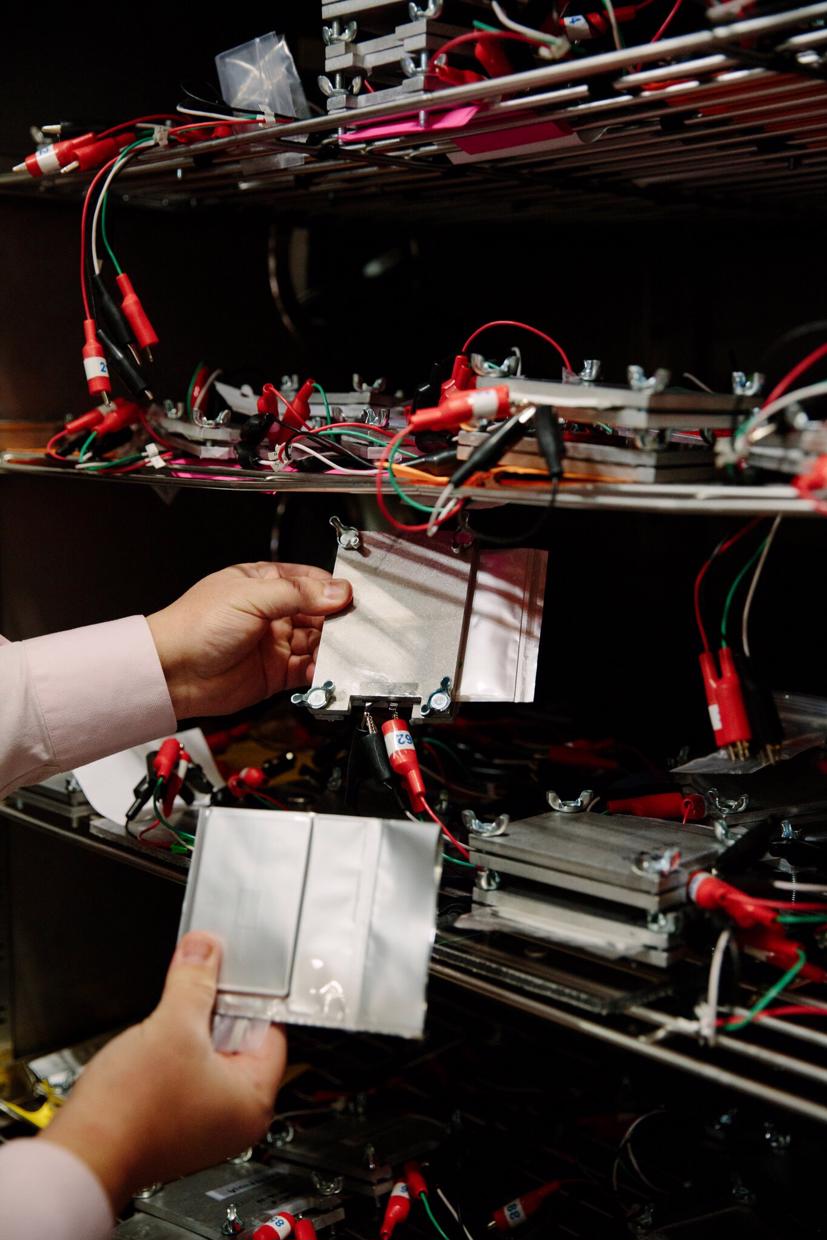 Hầu hết các nhà sản xuất ô tô lớn đều đặt cược lớn vào công nghệ pin thể rắn.