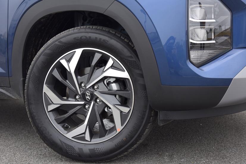 Hyundai Creta 2022 chính thức ra mắt, giá từ 620 triệu đồng - Ảnh 9