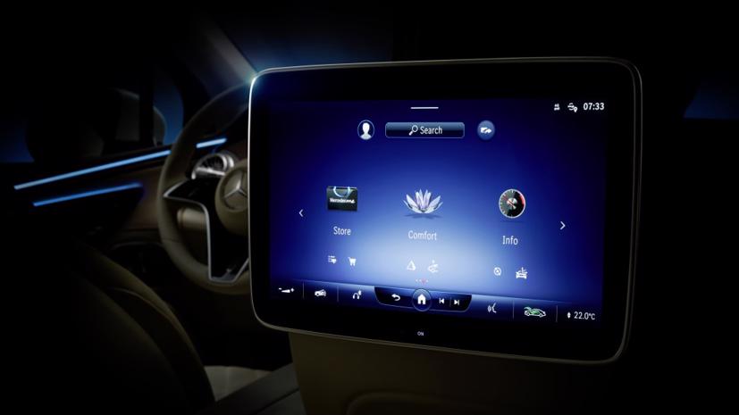 Mercedes-Benz tiết lộ thiết kế nội thất SUV EQS - Ảnh 2