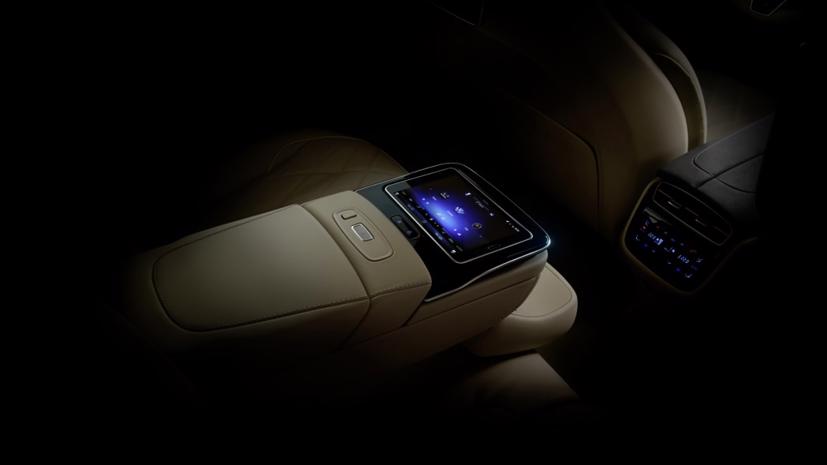 Mercedes-Benz tiết lộ thiết kế nội thất SUV EQS - Ảnh 4