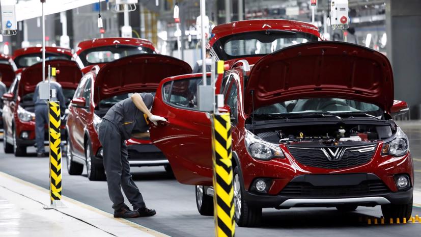 Nhu cầu tiêu thụ ô tô thị trường Việt 2022 sẽ tăng 16%, xe điện lên ngôi - Ảnh 1