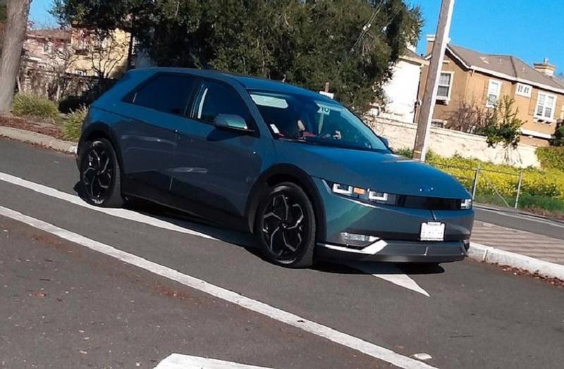 10 mẫu xe Hàn có giá đắt nhất trên thị trường - Ảnh 7