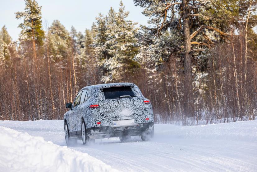 Mercedes-Benz EQS SUV chốt ng&#224;y ra mắt - Ảnh 1