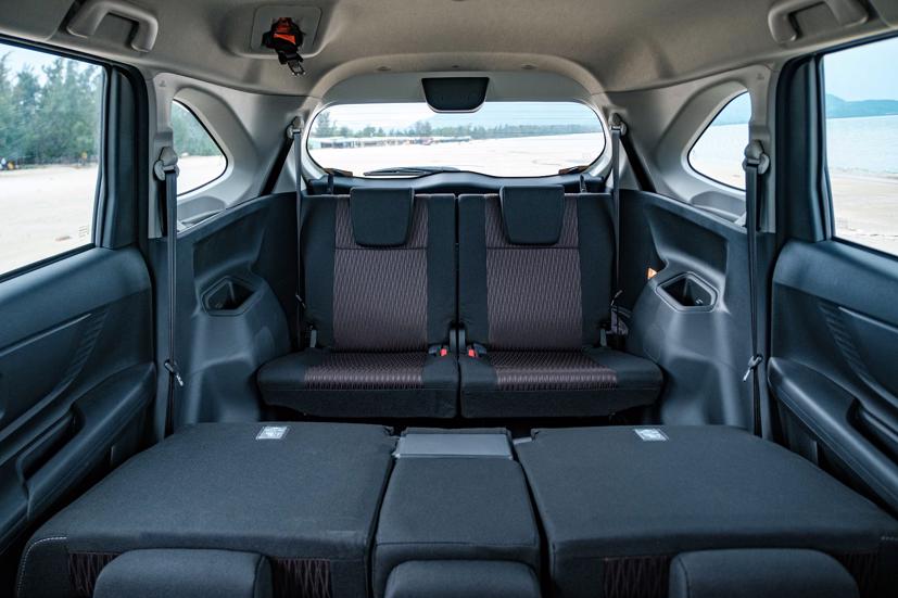 Bộ đ&#244;i Toyota Veloz Cross v&#224; Toyota Avanza Premio ch&#237;nh thức c&#243; mặt tại đại l&#253; - Ảnh 10