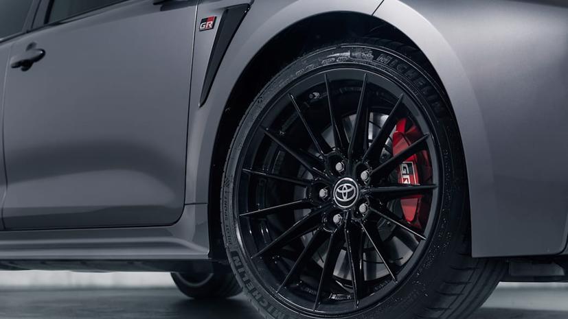 Toyota Corolla GR 2023 ch&#237;nh thức lộ diện: Hầm hố hơn, c&#244;ng suất 300 m&#227; lực - Ảnh 6