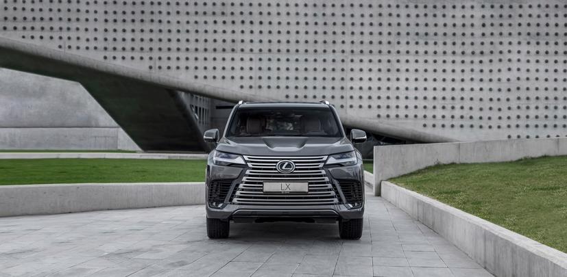 Lexus LX 600 2022 ch&#237;nh thức giới thiệu tại Việt Nam, gi&#225; phi&#234;n bản VIP hơn 9,2 tỷ đồng - Ảnh 1
