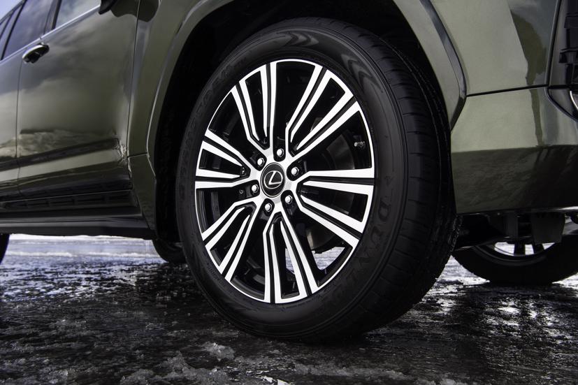 Lexus LX 600 2022 ch&#237;nh thức giới thiệu tại Việt Nam, gi&#225; phi&#234;n bản VIP hơn 9,2 tỷ đồng - Ảnh 5