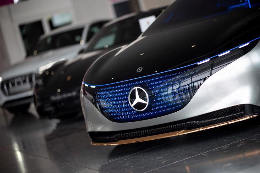 Chi phí pin tăng cao không làm giảm doanh số bán hàng EV - Ảnh 1