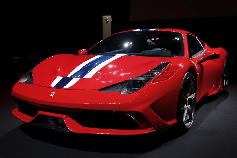 Ferrari triệu hồi h&#224;ng ngh&#236;n si&#234;u xe tr&#234;n to&#224;n cầu do lỗi phanh - Ảnh 1