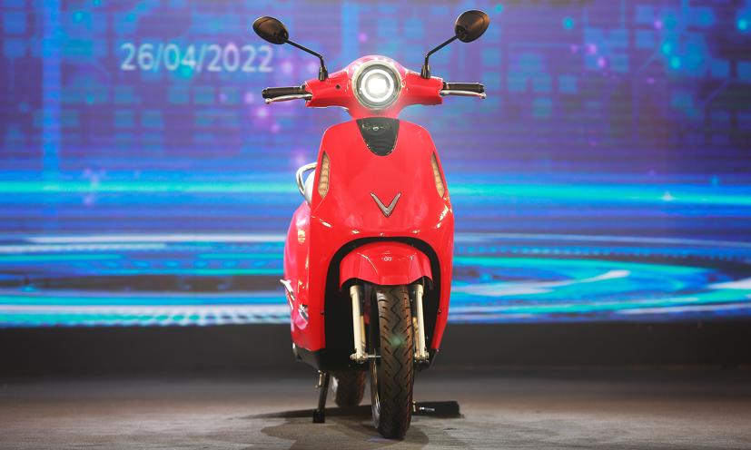 VinFast Evo 200 là model hoàn toàn mới của VinFast, được kỳ vọng sẽ góp phần giúp người tiêu dùng Việt Nam quyết định mua và sử dụng xe máy điện.