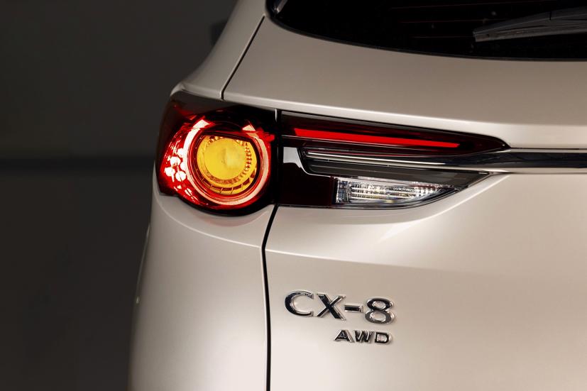 Mazda CX-8 2022 bổ sung phi&#234;n bản mới cao cấp nhất, gi&#225; 1,269 tỷ đồng - Ảnh 2