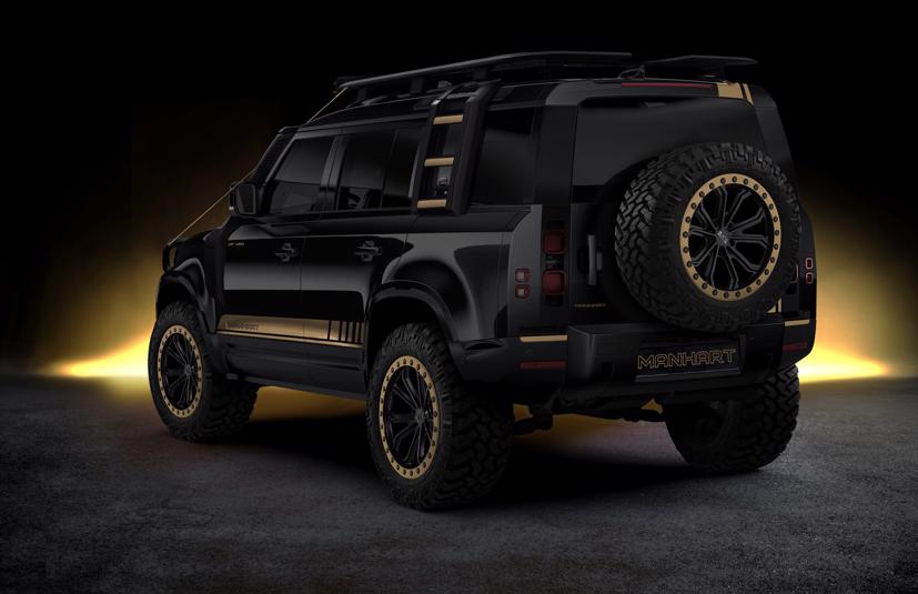 Land Rover Defender biến h&#236;nh với bản độ “hạng nặng” của Manhart - Ảnh 3