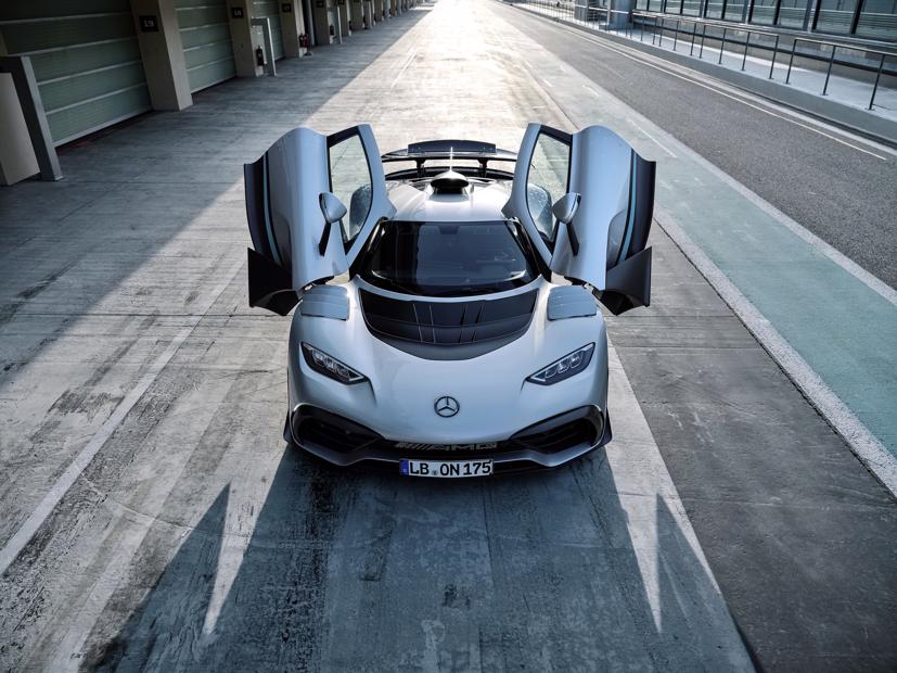 Si&#234;u phẩm Mercedes-AMG One – “Qu&#225;i vật” triệu USD, động cơ F1 1.049 m&#227; lực ra mắt - Ảnh 1