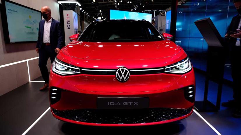 Các nhà phân tích của Bloomberg Intelligence trước đó đã kỳ vọng Volkswagen có thể vượt qua Tesla vào năm 2023 trên toàn thế giới.