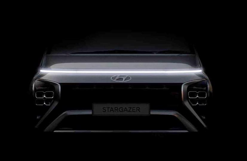 Hình ảnh thiết kế mặt trước của Hyundai Stargazer.