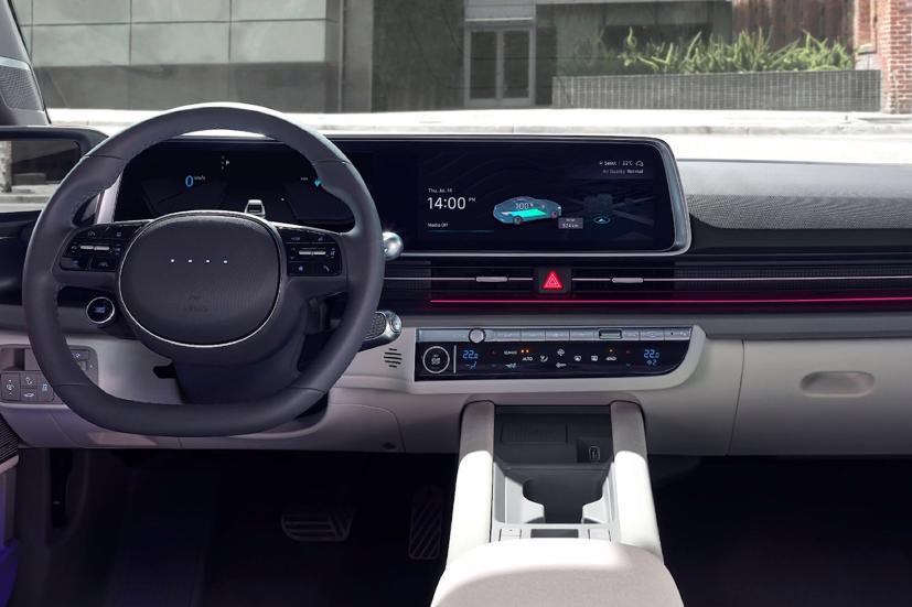 Hyundai ch&#237;nh thức ra mắt sedan điện đầu ti&#234;n, đối đầu với Tesla - Ảnh 5