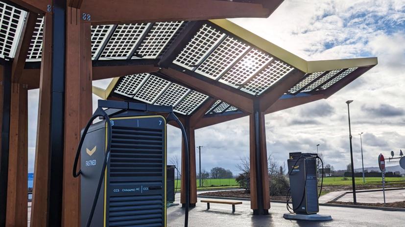 Nắng n&#243;ng ảnh hưởng như thế n&#224;o đến xe điện? - Ảnh 2