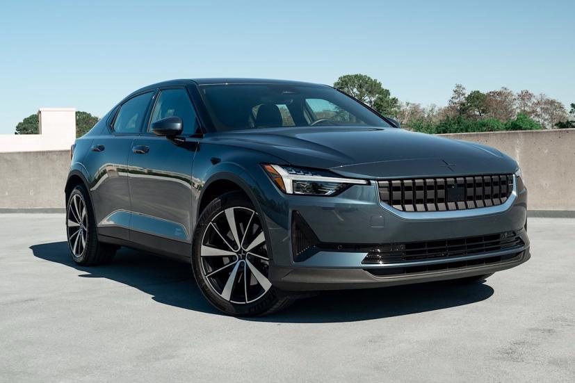 Nhiều người tiêu dùng mua xe điện không hẳn đã quan tâm đến vấn đề bảo vệ môi trường hay cao hơn là cứu hành tinh.