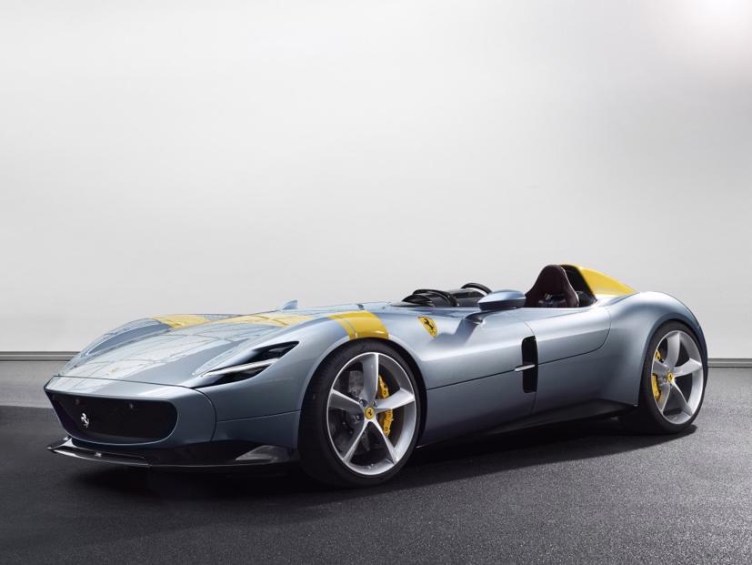 “Tỷ ph&#250; rởm” lừa b&#225;n Ferrari Monza, đối mặt 20 năm t&#249; - Ảnh 1
