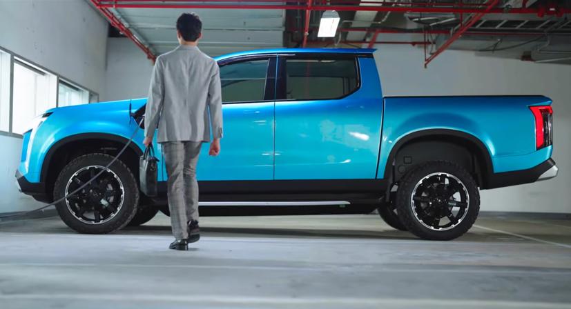 Foxconn gia nhập thị trường xe b&#225;n tải điện - Ảnh 1