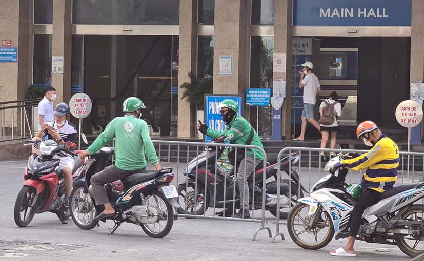 Hà Nội sẽ siết chặt việc quản lý các loại xe hợp đồng và du lịch trên địa bàn Thành phố.