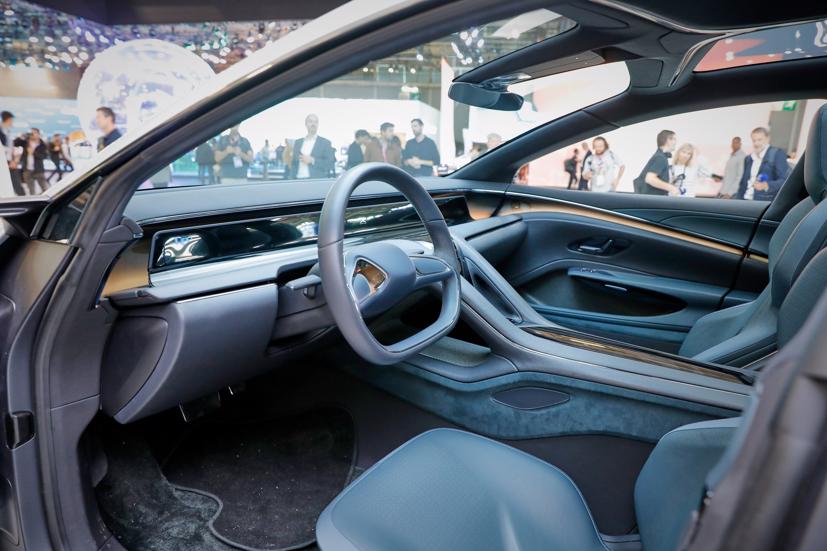 Hopium Machina – Xe hydro nạp đầy chỉ trong 3 ph&#250;t chạy… 1000 km - Ảnh 5