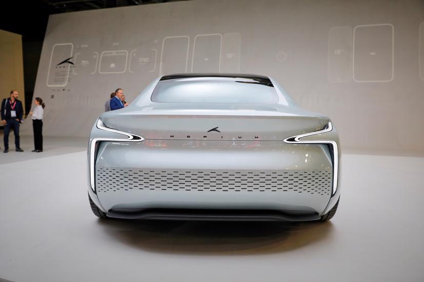 Hopium Machina – Xe hydro nạp đầy chỉ trong 3 ph&#250;t chạy… 1000 km - Ảnh 3