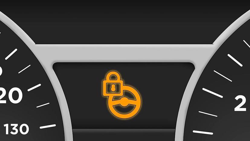 Khi vô lăng ô tô bị khoá, bạn cần bình tĩnh để xác định cách xử lý, không cần phải quá hoang mang.