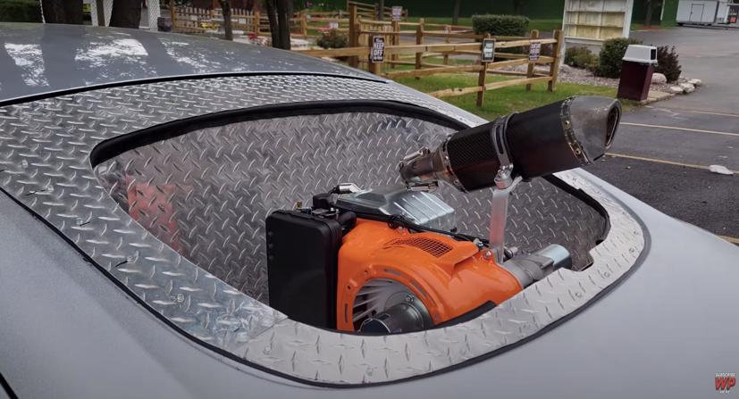 Bộ máy phát điện cho chiếc Model S được Youtube người Mỹ gắn vào xe.