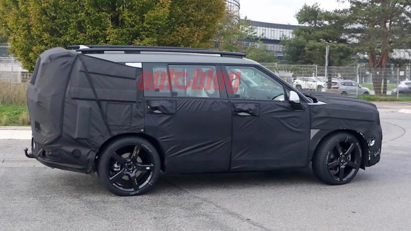 Lộ h&#236;nh ảnh mới nhất của Hyundai Santafe c&#243; thiết kế hầm hố hơn nhiều - Ảnh 5