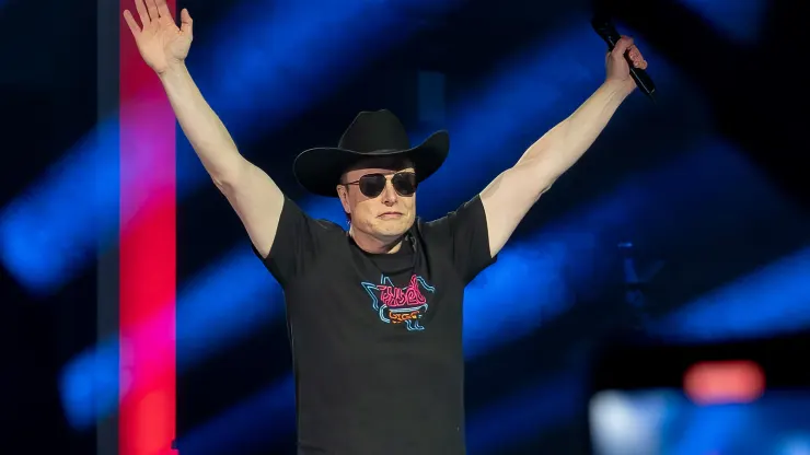 Elon Musk tiếp tục là đề tài nóng trên thịt trường cổ phiếu.