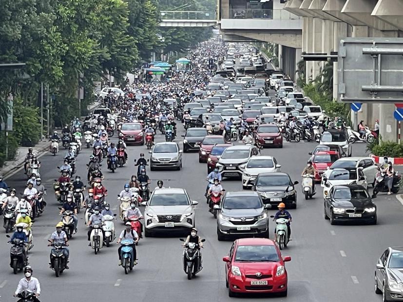 Cả nước c&#242;n hơn 21.000 &#244; t&#244; hết hạn sử dụng - Ảnh 1