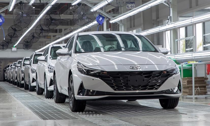 Những dấu ấn đ&#225;ng nhớ của ng&#224;nh &#244; t&#244; Việt năm 2022 - Ảnh 7