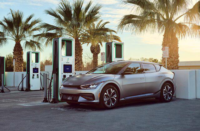 Cuộc đua sản xuất &#244; t&#244; điện rẻ hơn khiến &#244; t&#244; điện… đắt hơn - Ảnh 3