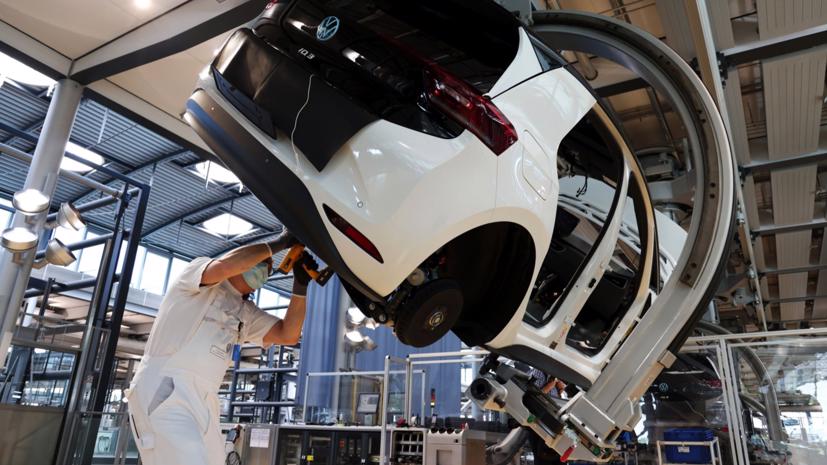 C&#225;c nh&#224; sản xuất pin Trung Quốc tăng cường kiểm so&#225;t nguồn cung to&#224;n cầu - Ảnh 1