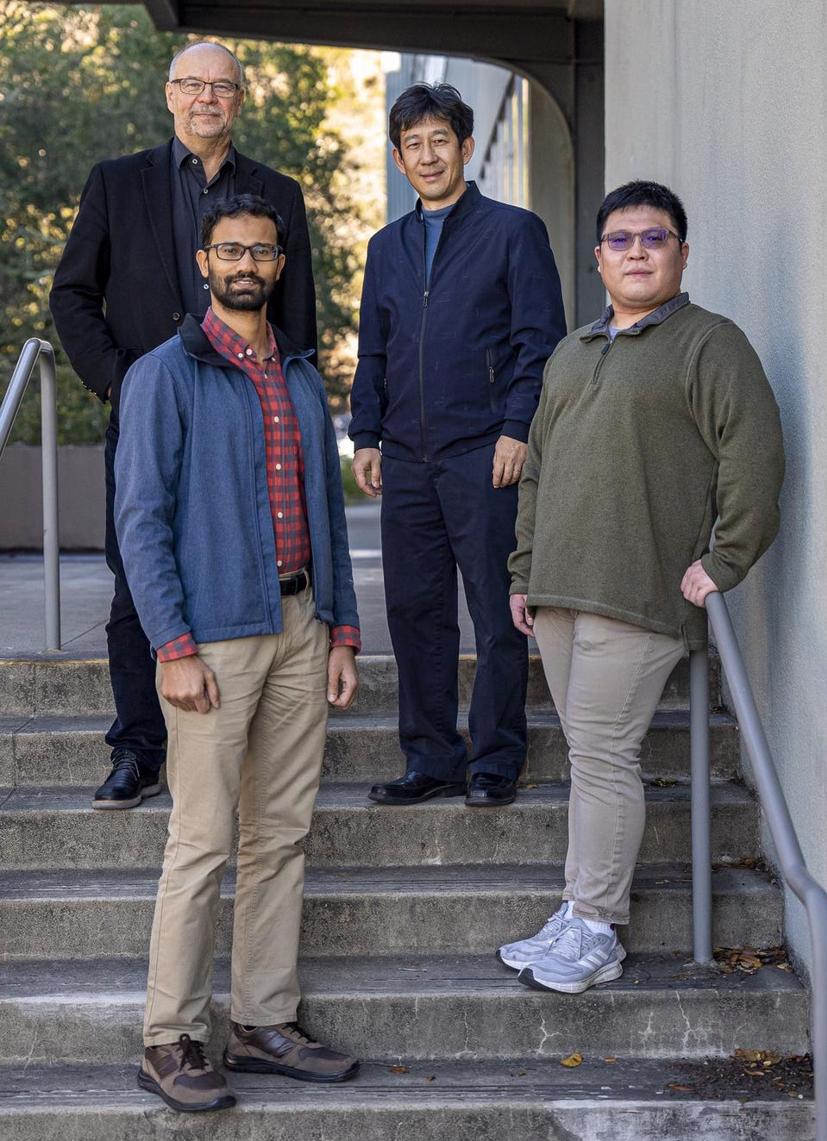 Các nhà khoa học đã tạo ra chất kết dính giải phóng nhanh bao gồm Robert Kostecki, Gao Liu, Chen Fang và Muhammad Ihsan Ul Haq.