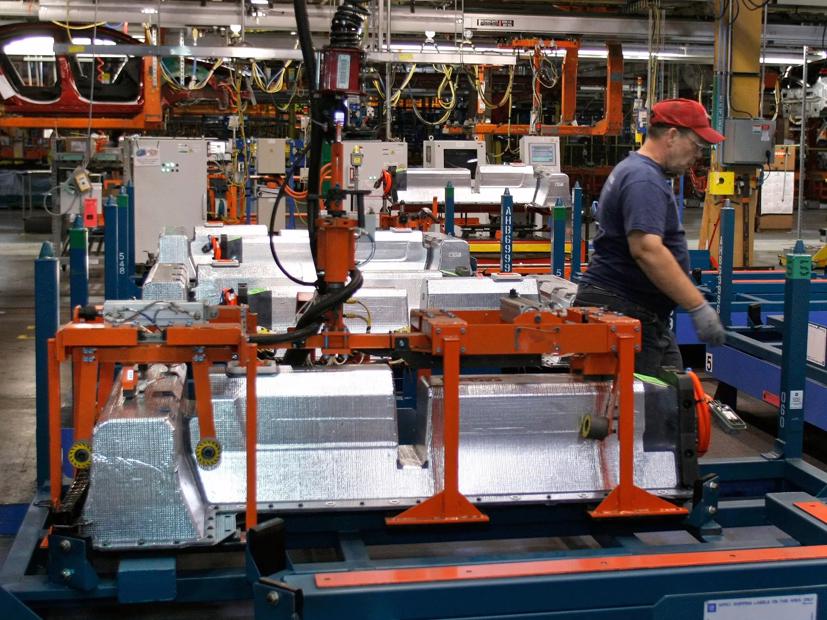 Các trụ cột của ngành ô tô như Ford và GM vẫn chưa công bố bất cứ điều gì gần với đợt sa thải sâu rộng liên quan tới hơn 55.000 nhân sự công nghệ mất việc cho đến nay trong năm nay.