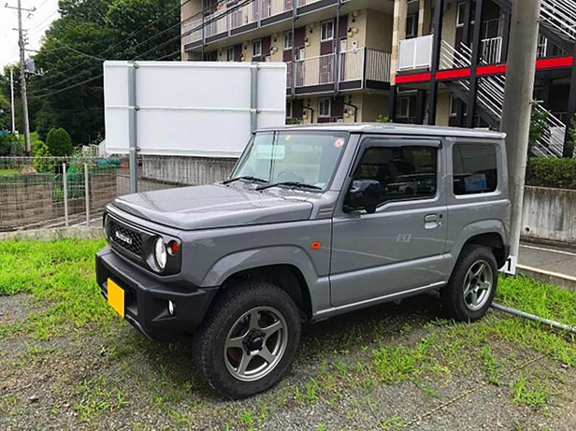 Suzuki Jimny.