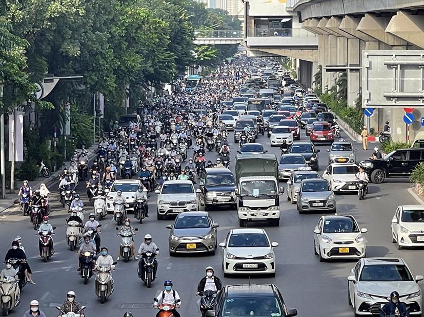 Mục tiêu xuất khẩu 90.000 xe ô tô và 10 tỷ USD giá trị xuất khẩu linh kiện phụ tùng vào năm 2035 như nêu tại Chiến lược phát triển ngành công nghiệp ô tô Việt Nam năm 2025, tầm nhìn đến 2035 sẽ không thể đạt được nếu không có những chính sách thúc đẩy kịp thời trong giai đoạn ngắn hạn 2023, trung hạn 2027 và dài hạn đến năm 2035.