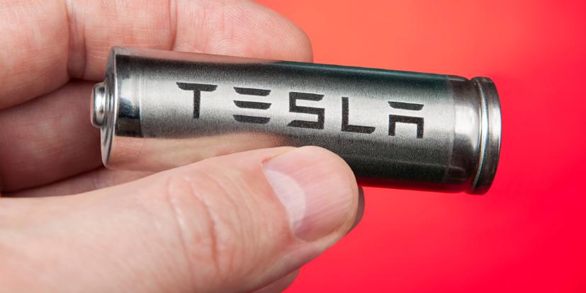 Tesla đang có những động thái có tác động lớn tới ngành công nghiệp pin thế giới.