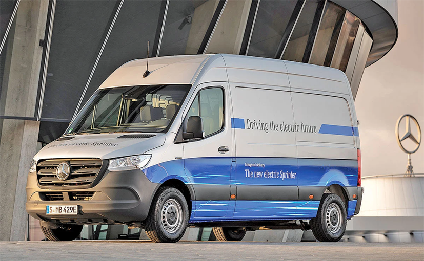 Một phát ngôn viên của Mercedes-Benz tiết lộ nhà sản xuất ô tô cố tình tập trung vào các ECV để giao hàng trọn gói trước và phiên bản mới sẽ ra mắt vào năm 2024.