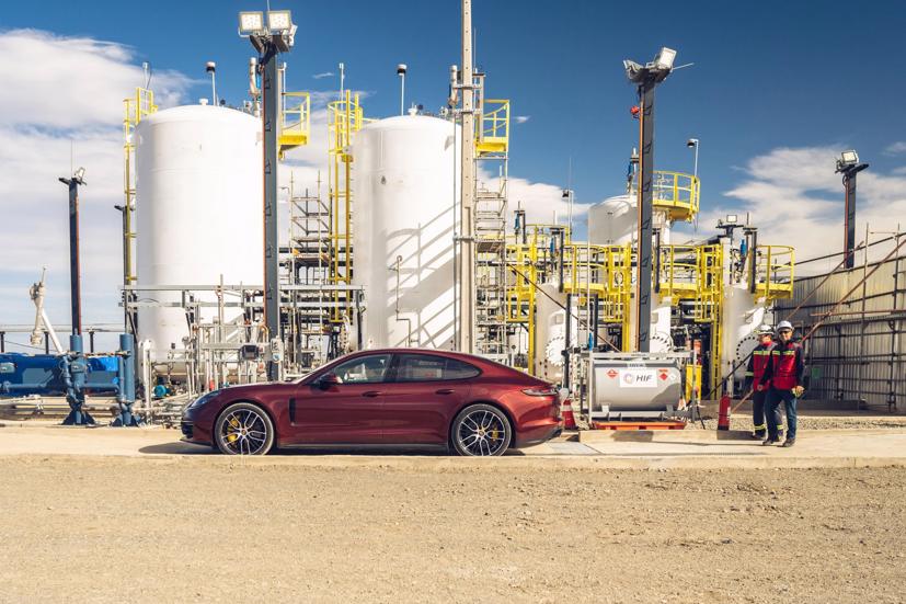 Nhiên liệu điện tử mang “cuộc sống mới” cho động cơ đốt trong, nhưng giá thành sẽ thế nào? - Ảnh 2